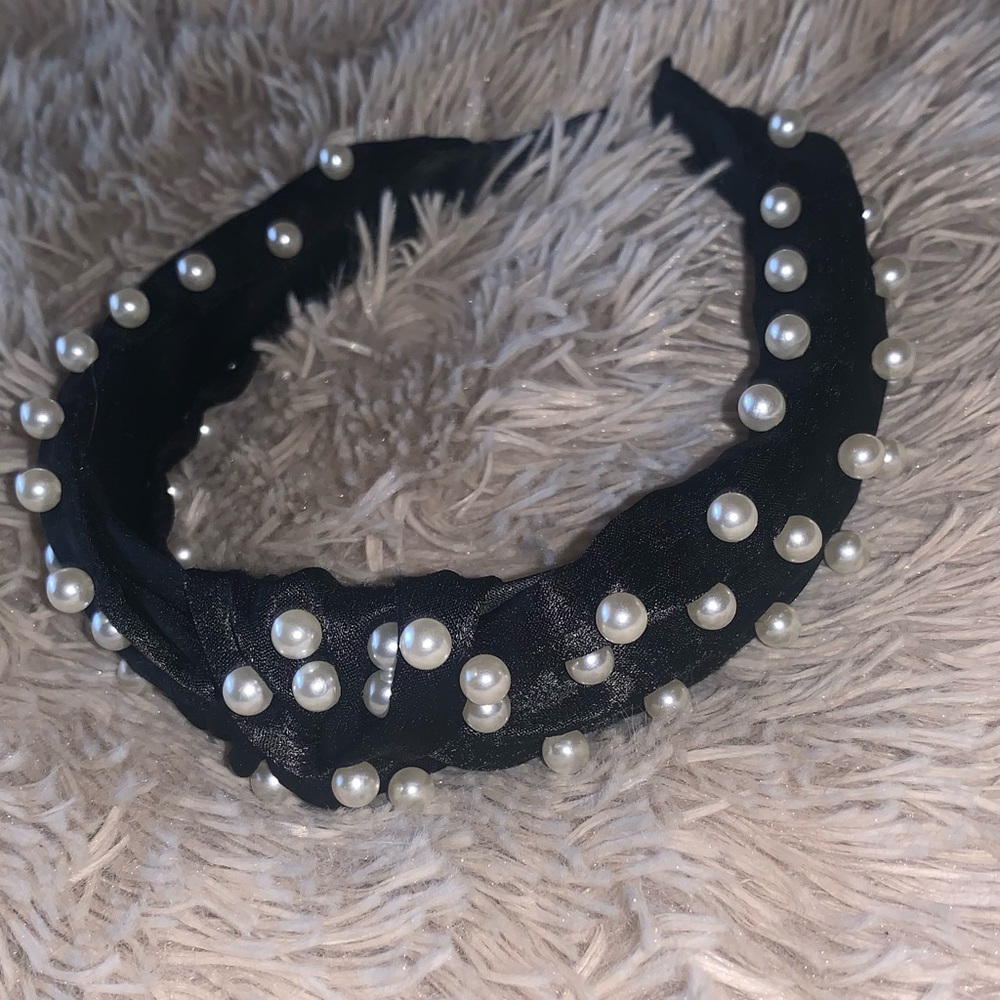 New black pearls headband - Picture 4 of 4